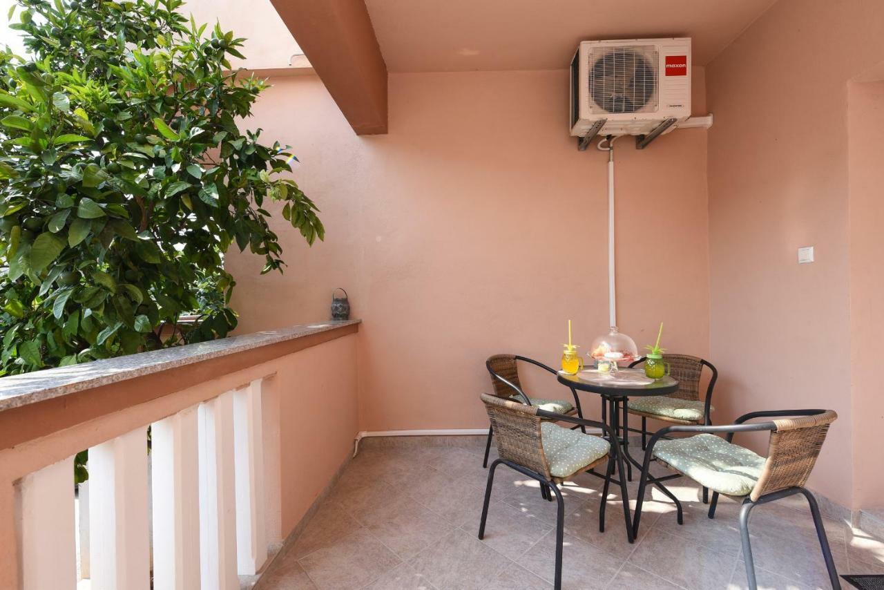 Apartmani Damant ซาดาร์ ภายนอก รูปภาพ